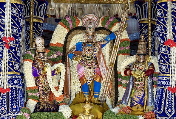 MUTHYAPU-PANDIRI-VAHANAM-IN-TIRUMALA