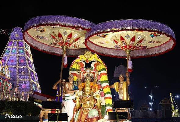 POURNIMA-GARUDA-SEVA-IN-TIRUMALA6