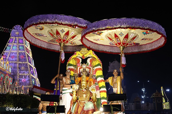 POURNIMA-GARUDA-SEVA-IN-TIRUMALA6