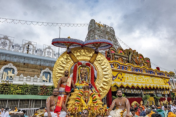 SURYAPRABHA-VAHANAM-IN-TIRUMALA3
