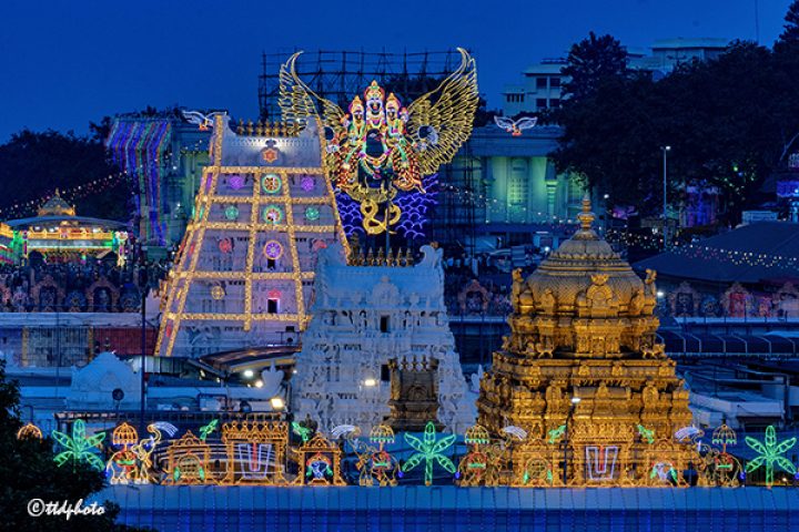 TIRUMALA-TEMPLE-LIGHTNING-DECORATION3-720x480